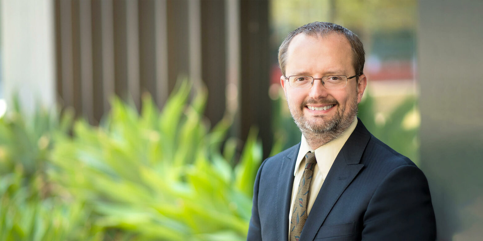 Dr. Alan Shindel headshot